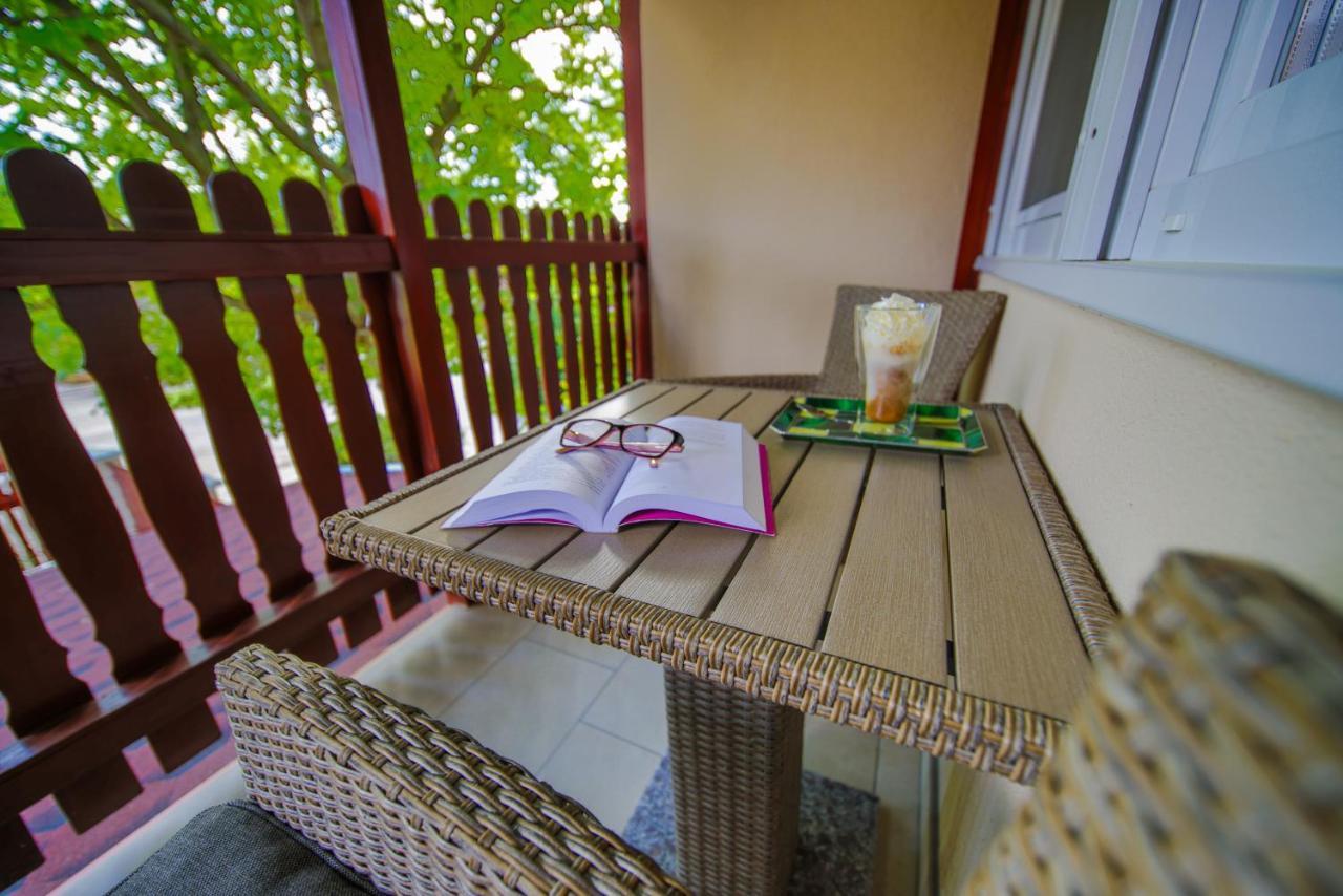 Maria Apartman Hajduszoboszlo Exterior photo